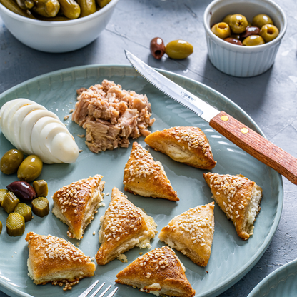 בורקס גבינה ביס